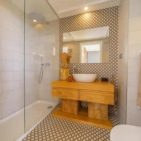 Lloret Oceanfront Lux Experience - Vista Mar & Air Con شقة