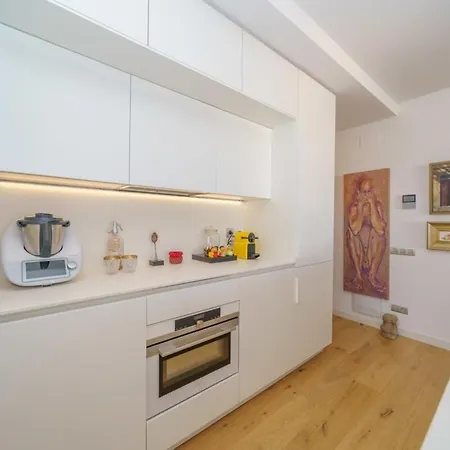 Lloret Oceanfront Lux Experience - Vista Mar & Air Con 公寓 *