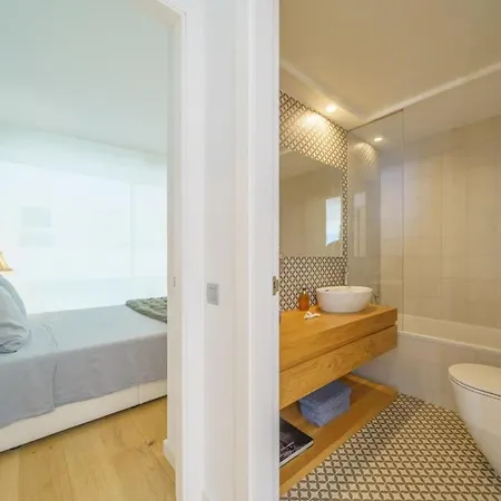 Lloret Oceanfront Lux Experience - Vista Mar & Air Con 公寓 滨海略雷特