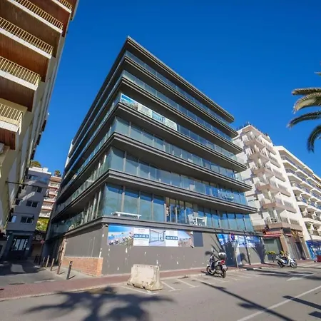 Lloret Oceanfront Lux Experience - Vista Mar & Air Con 公寓