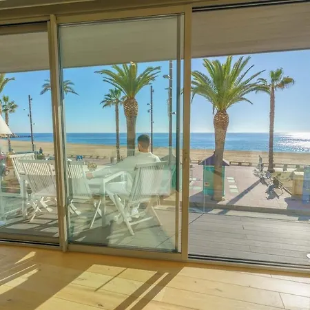 Lloret Oceanfront Lux Experience - Vista Mar & Air Con דירה *