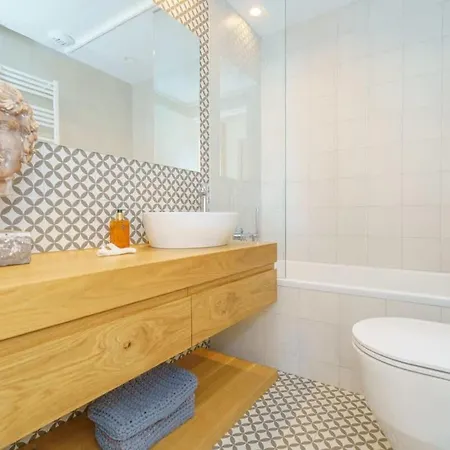Apartment Lloret Oceanfront Lux Experience - Vista Mar & Air Con Lloret de Mar